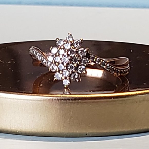 ROSE GOLD DIAMOND CLUSTER ENGAGEMENT RING SIZE : 6 - Picture 7 of 11